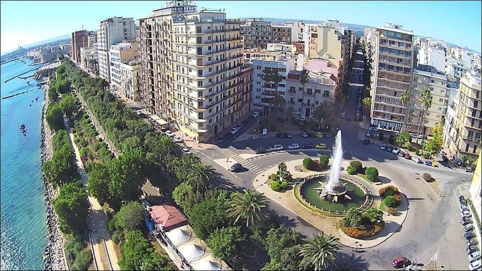 Suite al mare Taranto Exterior foto